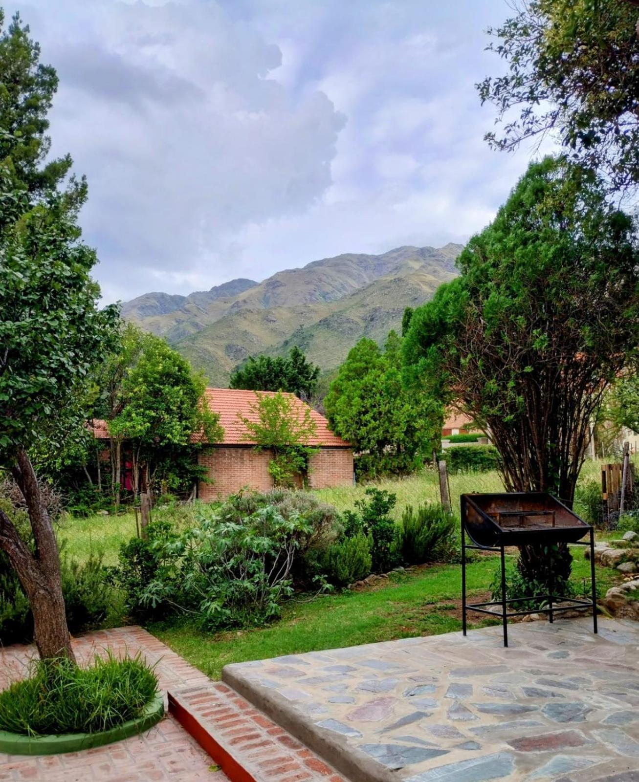 El Rincón Loma Linda Hostal Y Posada Serrana מראה חיצוני תמונה